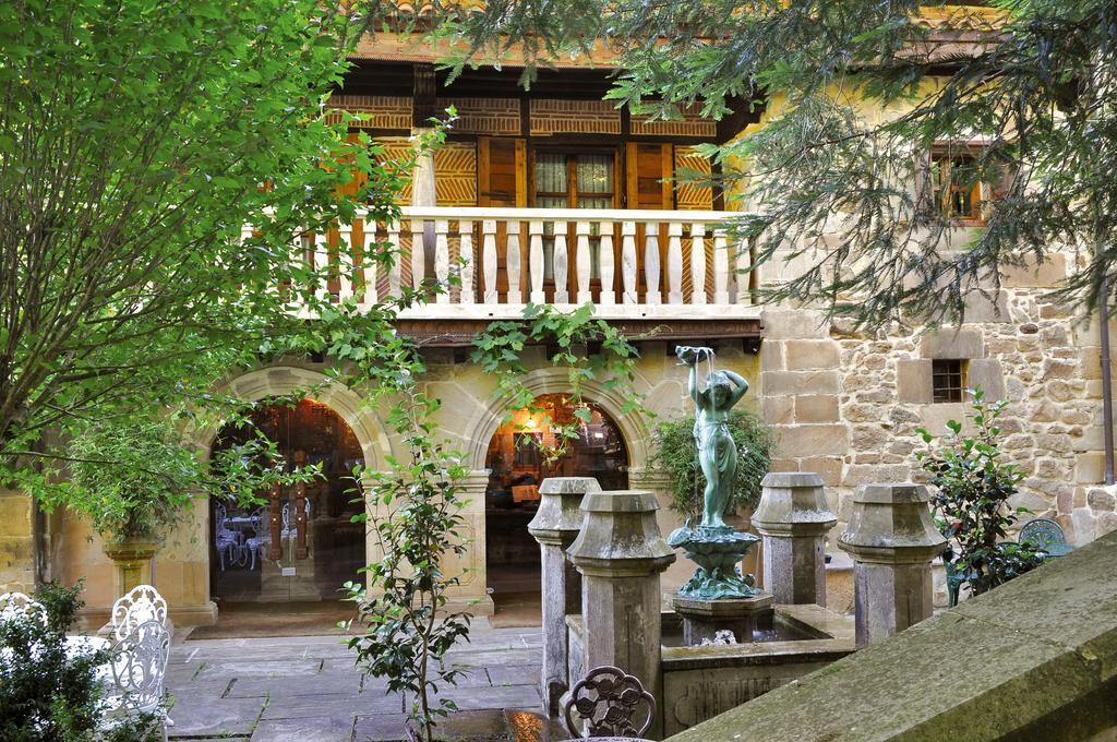 Palacio De Trasvilla Escobedo Kültér fotó